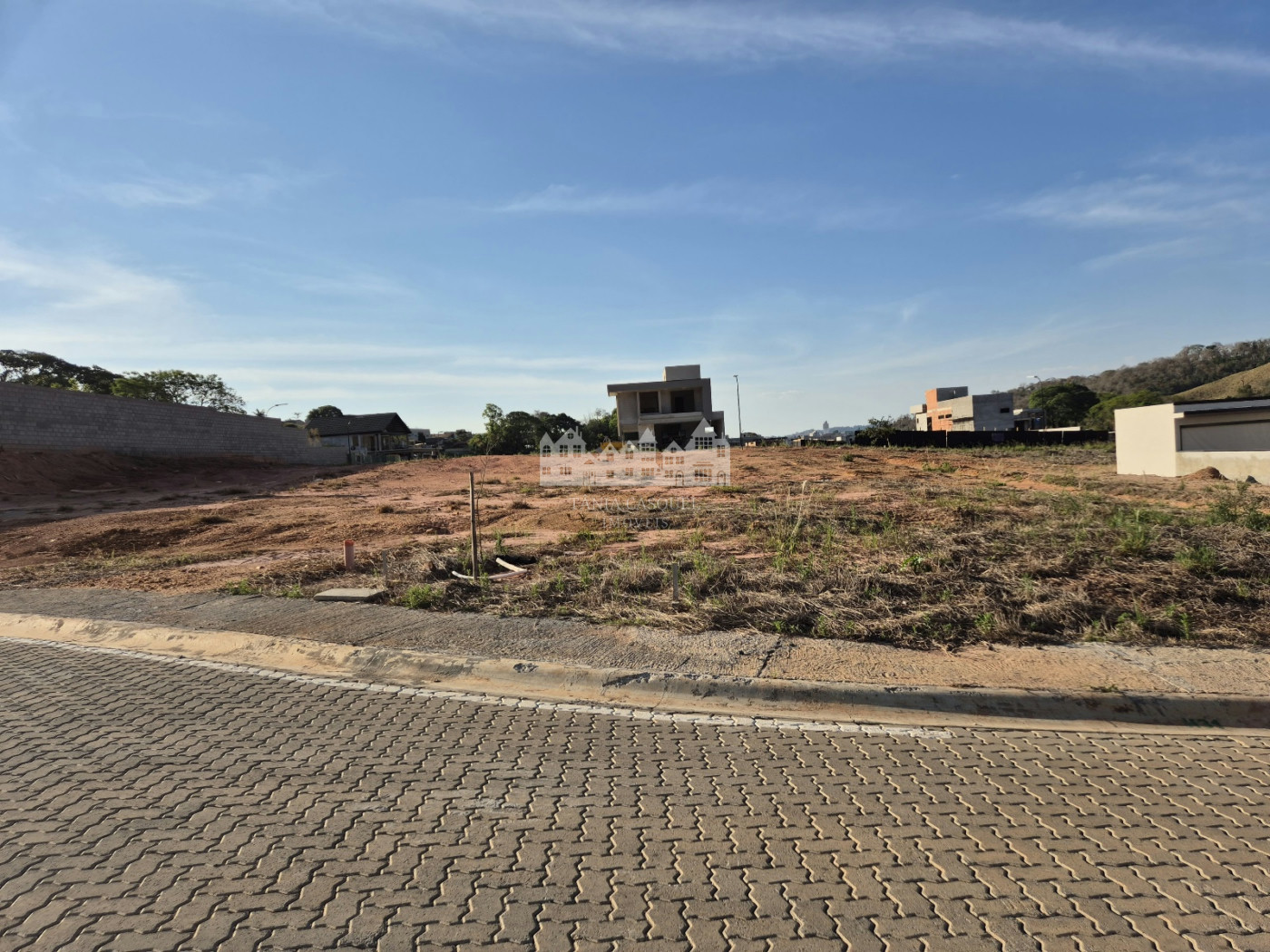 Terreno à Venda no Condomínio Ecoville Residence I – Atibaia/SP