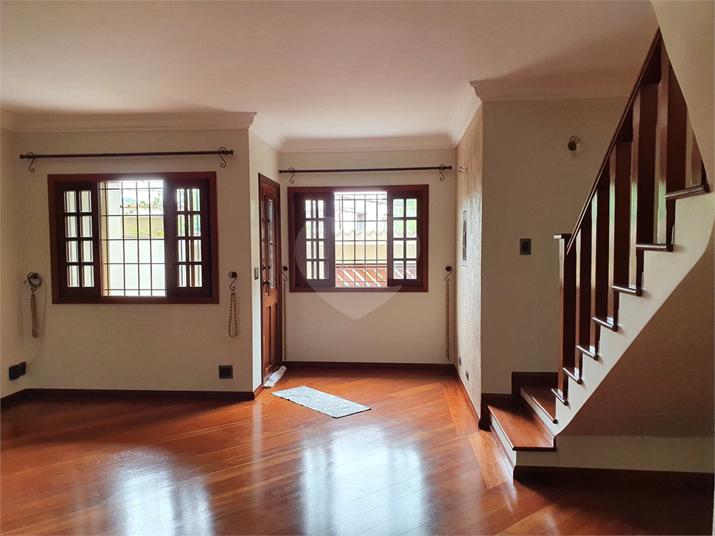 Sobrado à venda com 3 quartos, sendo 1 suíte, em Brooklin, São Paulo, SP