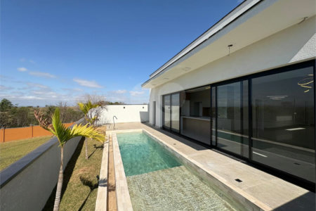 Casa à venda ou para alugar com 4 suítes no condomínio Alphaville Castelo, Itu - SP