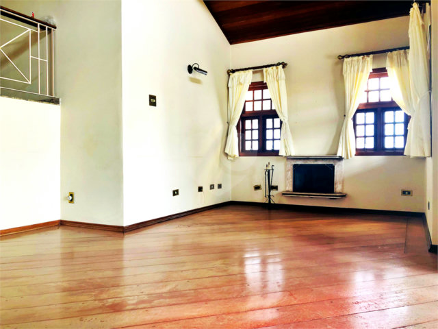 Sobrado à venda com 3 quartos, sendo 2 suítes,  em Mandaqui, São Paulo, SP