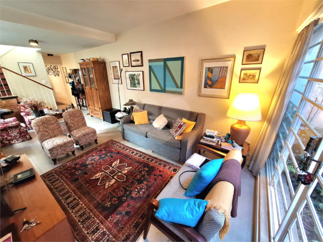 Casa à venda com 5 quartos, sendo 3 suítes,  em Brooklin, São Paulo, SP
