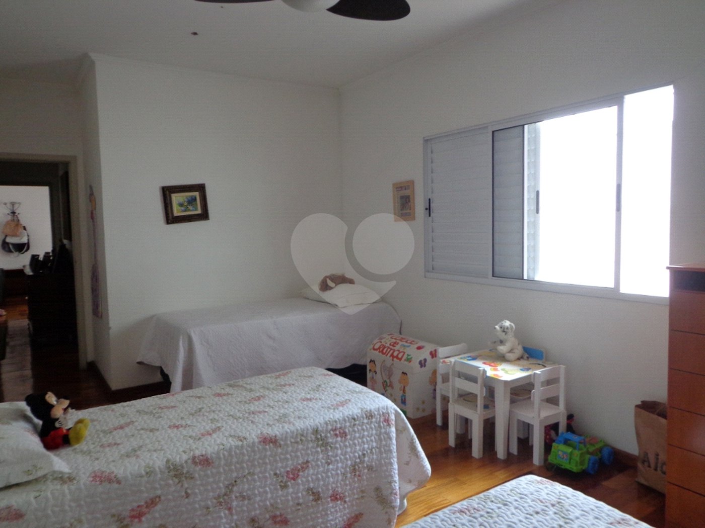 Sobrado à venda com 4 quartos, sendo 2 suítes, em Jardim São Bento, São Paulo, SP