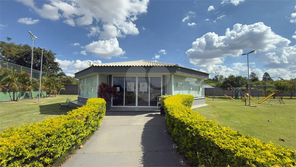 Casa à venda com 4 quartos, sendo 1 suíte,  no condomínio Portobello Sorocaba, Sorocaba - SP