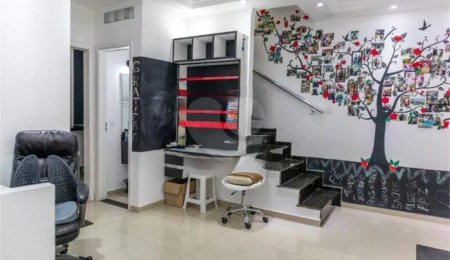 Casa à venda com 3 quartos, sendo 1 suíte,  no condomínio Rafaela I, São Paulo - SP