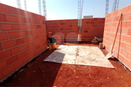 Casa à venda com 3 quartos, sendo 1 suíte, no condomínio Residencial Golden Ville, Itapetininga - SP