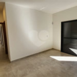 Casa para alugar com 3 quartos, sendo 1 suíte, no condomínio Chácaras Brasil, Atibaia - SP