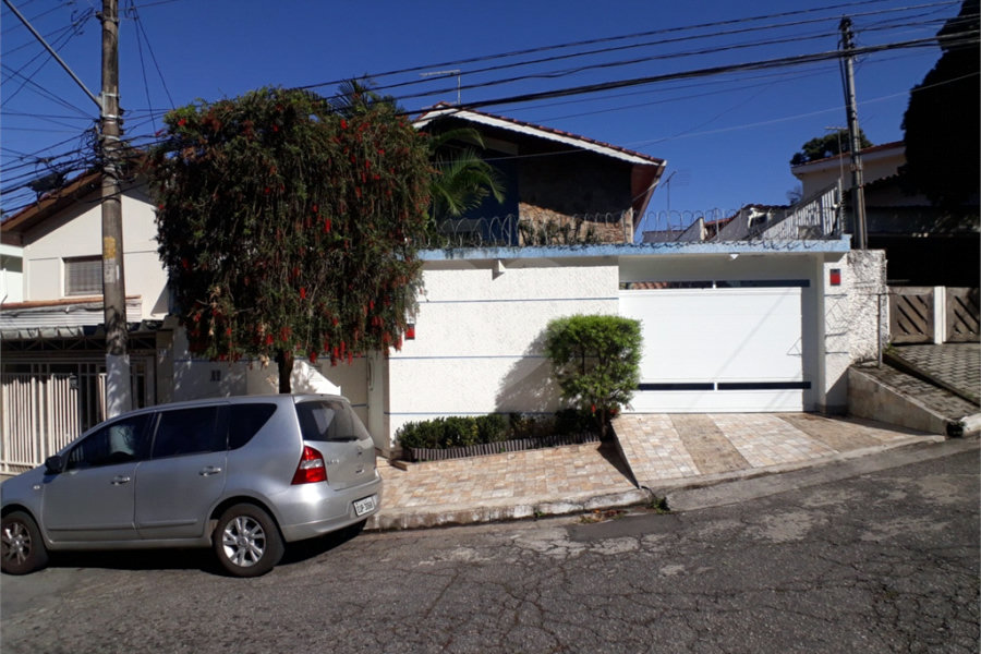 Sobrado à venda com 3 suítes em Horto Florestal, São Paulo, SP