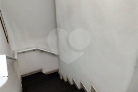 Casa à venda com 3 quartos, sendo 2 suítes, em Vila Nivi, São Paulo, SP