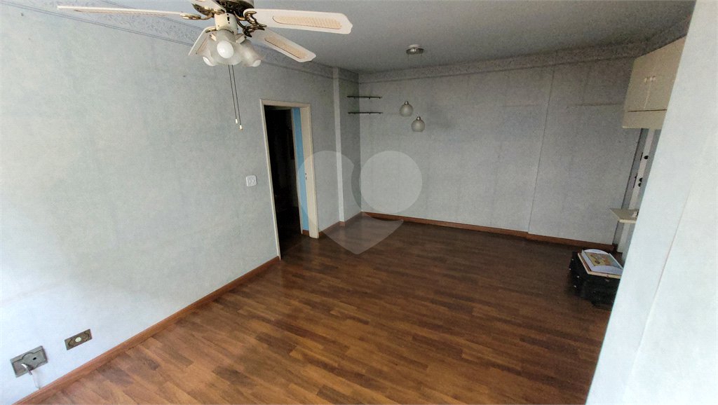 Apartamento à venda com 2 quartos, sendo 1 suíte,  em Vila Mariana, São Paulo, SP