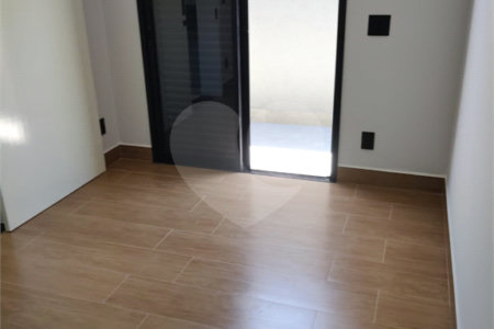 Casa à venda com 3 quartos, sendo 1 suíte,  no condomínio Madre Maria Vilac, Valinhos - SP