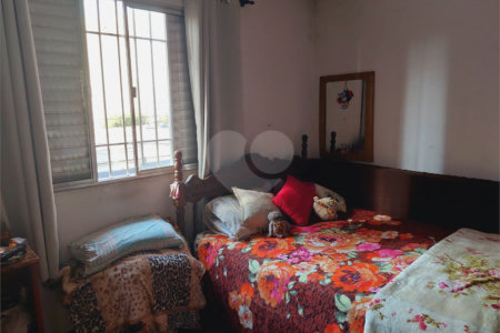 Sobrado à venda com 4 quartos, sendo 2 suítes,  em Vila Leopoldina, São Paulo, SP