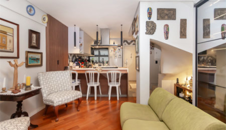 Casa à venda com 2 quartos, sendo 1 suíte, no condomínio Vloft, São Paulo - SP