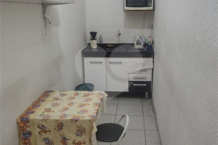 Salão à venda em Bela Vista, Osasco, SP