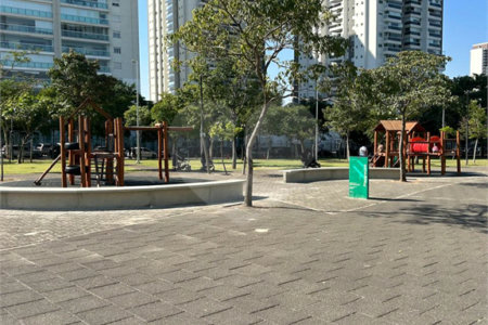 Apartamento à venda com 3 suítes em Água Branca, São Paulo, SP