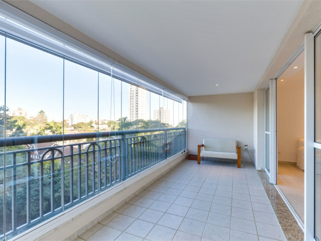 Apartamento à venda com 3 suítes em Alto da Boa Vista, São Paulo, SP