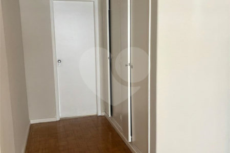 Apartamento à venda ou para alugar com 4 quartos, sendo 1 suíte, no Centro, Ribeirão Preto, SP