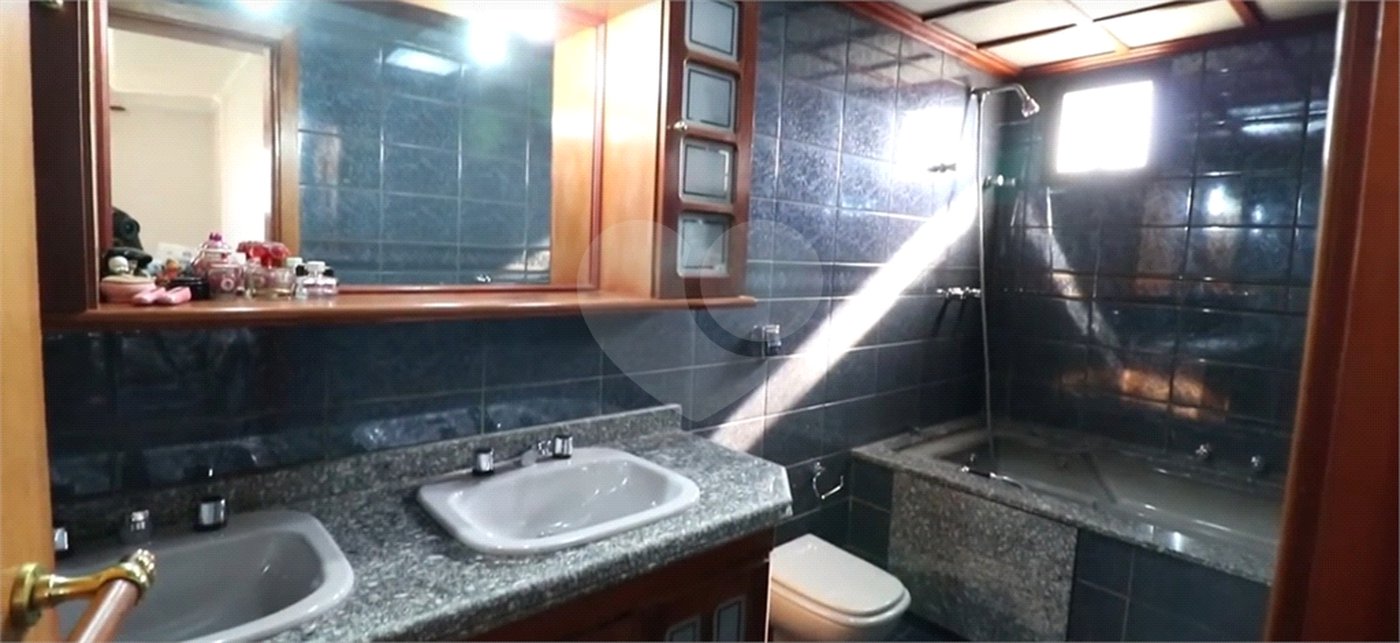 Cobertura à venda ou para alugar com 4 quartos, sendo 2 suítes, em Santana, São Paulo, SP