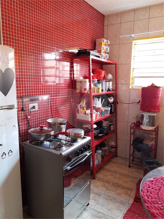 Casa à venda com 4 quartos, sendo 1 suíte, em Jardim das Palmas, São Paulo, SP