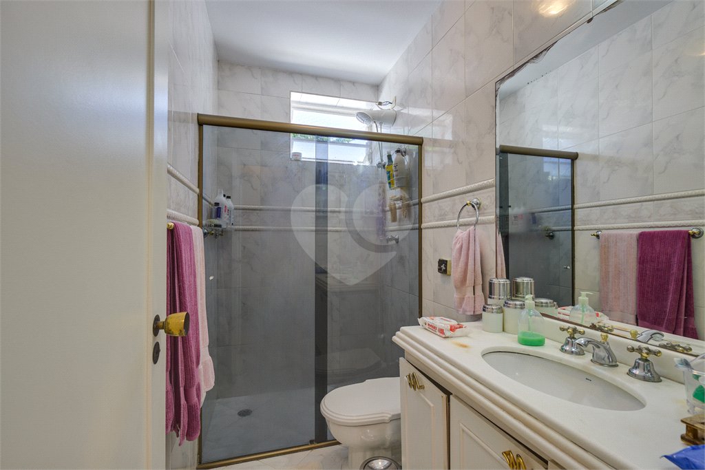Sobrado à venda com 4 quartos, sendo 2 suítes, em Chácara Santo Antônio (zona Sul), São Paulo, SP