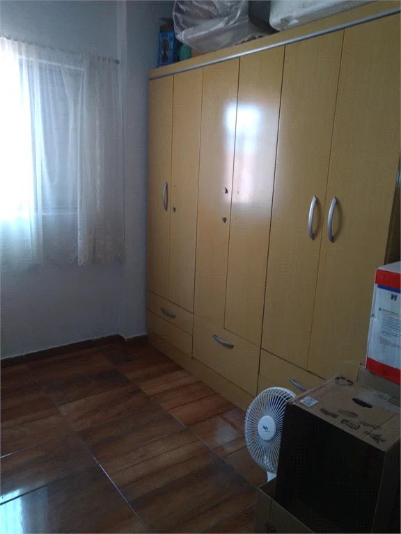 Casa à venda com 4 quartos, sendo 1 suíte, em Vila Pirajussara, São Paulo, SP