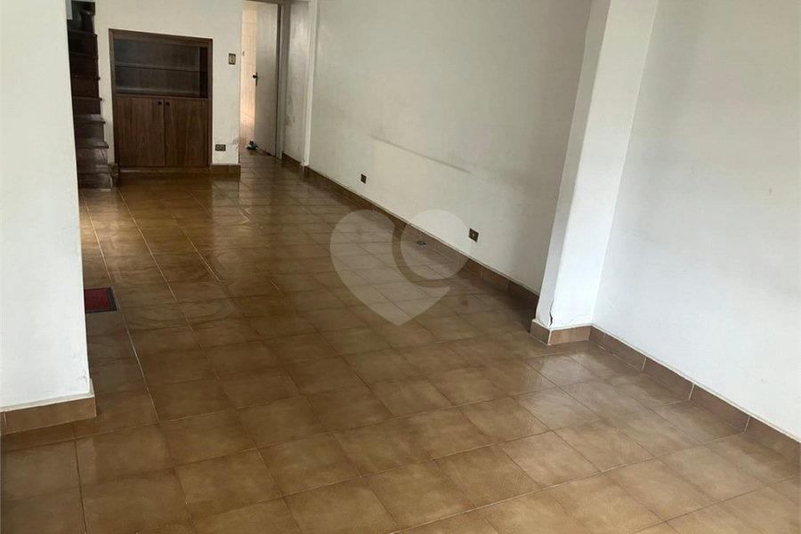 Sobrado à venda com 3 quartos em Vila Guilherme, São Paulo, SP