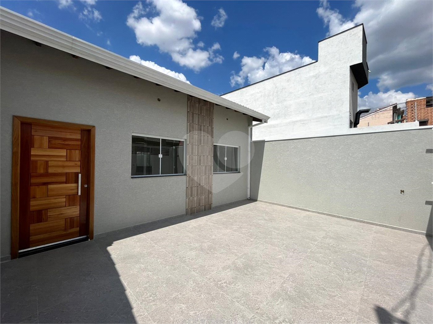 Casa à venda com 3 quartos, sendo 2 suítes, em Nova Cerejeira, Atibaia, SP