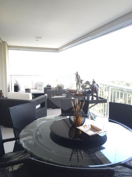 Apartamento à venda com 4 quartos, sendo 3 suítes, em Vila Andrade, São Paulo, SP
