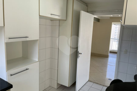 Apartamento à venda com 3 suítes em Jardim Ampliação, São Paulo, SP