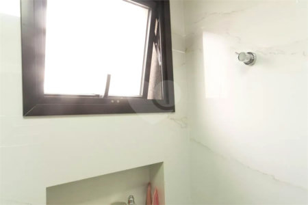 Apartamento à venda com 3 quartos, sendo 1 suíte,  em Vila Olímpia, São Paulo, SP