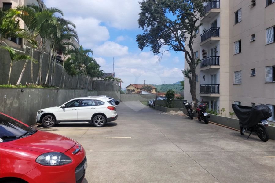 Apartamento à venda com 2 quartos em Horto, São Paulo, SP