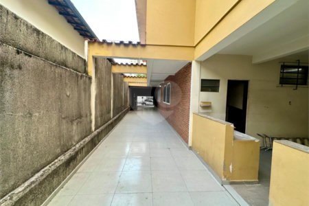 Sobrado à venda com 3 suítes em Santa Teresinha, São Paulo, SP