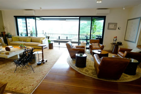 Apartamento à venda com 4 quartos, sendo 3 suítes, em Santo Amaro, São Paulo, SP