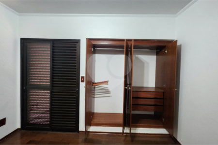 Apartamento à venda com 2 quartos no Centro, Araraquara, SP