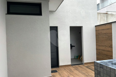Casa à venda com 3 quartos, sendo 1 suíte, no condomínio Horto Florestal Villagio, Sorocaba - SP