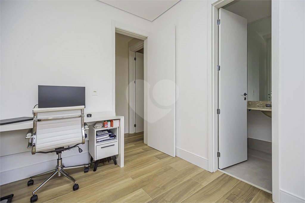 Apartamento à venda com 3 suítes em Cidade Jardim, São Paulo, SP