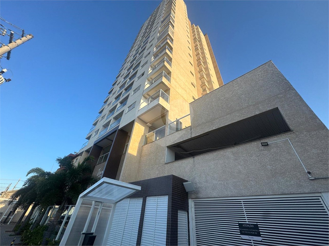 Apartamento para alugar com 2 quartos, sendo 1 suíte, em Vila Hortência, Sorocaba, SP