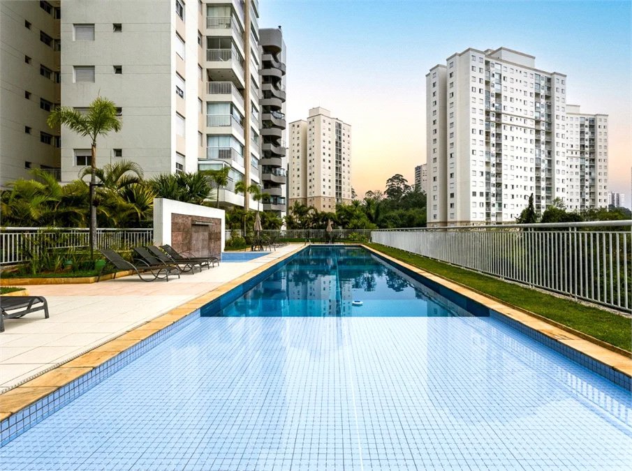 Apartamento à venda com 3 quartos, sendo 1 suíte, em Vila Andrade, São Paulo, SP