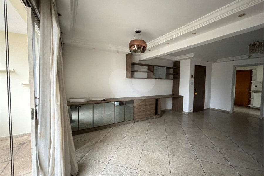 Apartamento à venda com 3 quartos, sendo 1 suíte, em Santana, São Paulo, SP