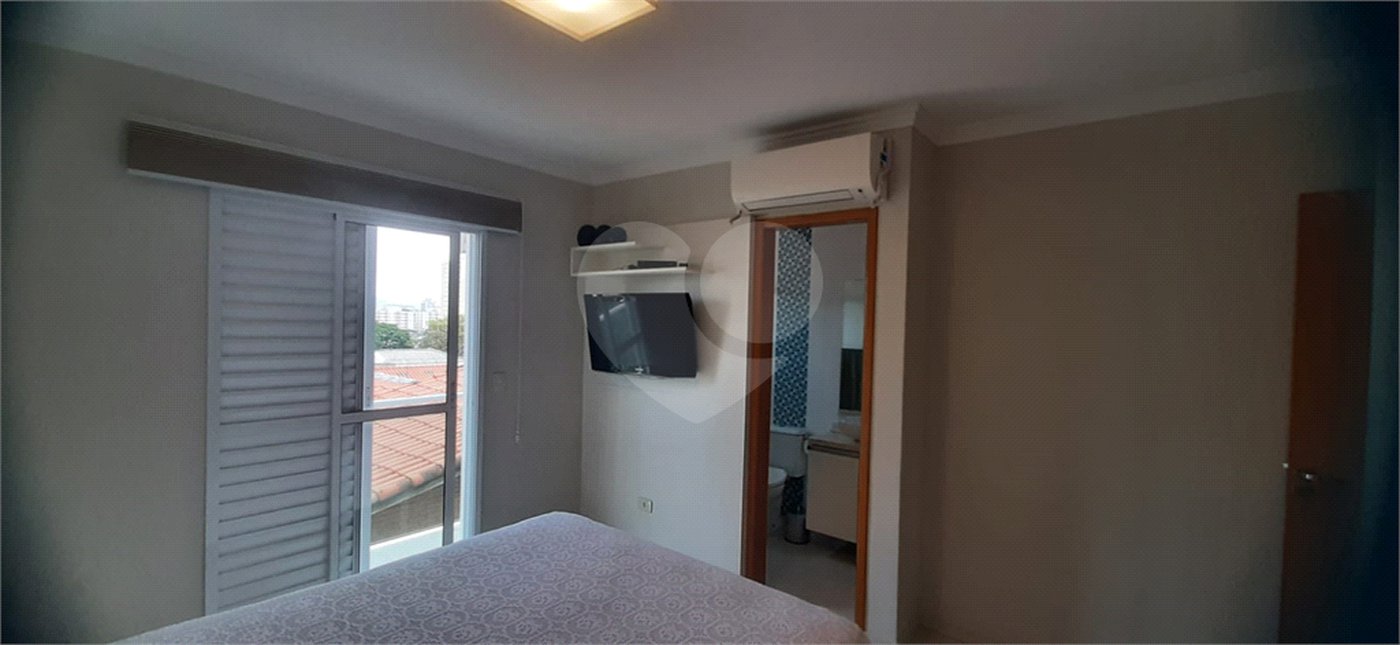 Casa à venda com 3 quartos, sendo 2 suítes, no condomínio Mário Araújo, São Paulo - SP