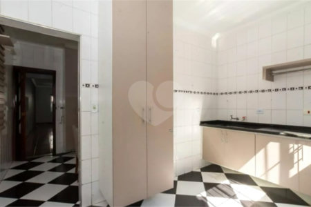 Casa à venda com 5 quartos, sendo 1 suíte, em Vila Rosália, Guarulhos, SP