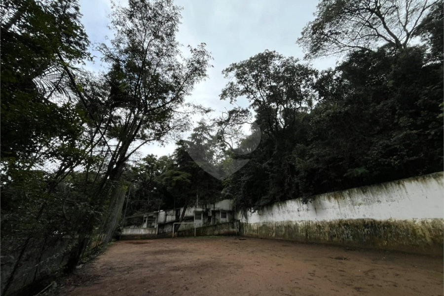Casa à venda ou para alugar com 5 quartos em Roseira, Mairiporã, SP