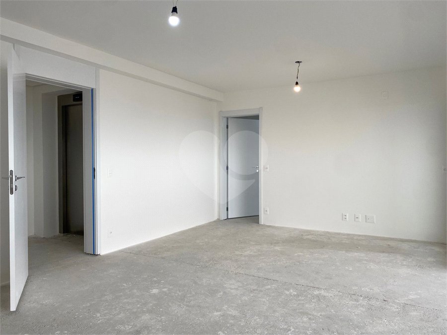 Apartamento à venda com 4 quartos, sendo 2 suítes,  em Perdizes, São Paulo, SP