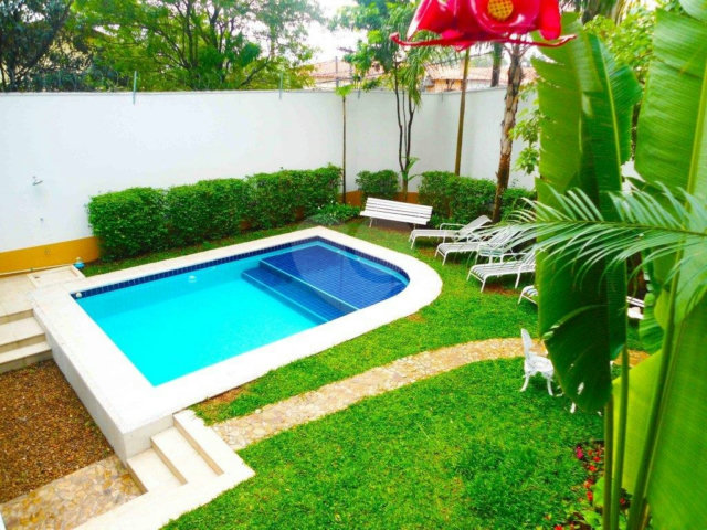 Casa à venda com 4 suítes no condomínio Vila Alba, São Paulo - SP