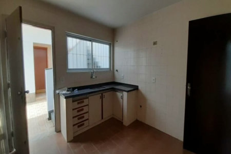 Casa à venda com 3 quartos, sendo 1 suíte, em Rio Pequeno, São Paulo, SP