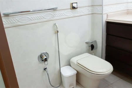 Apartamento à venda com 3 quartos, sendo 1 suíte, em Alto da Lapa, São Paulo, SP
