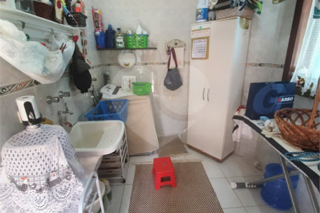Casa à venda ou para alugar com 4 suítes em Vila Machado, Mairiporã, SP