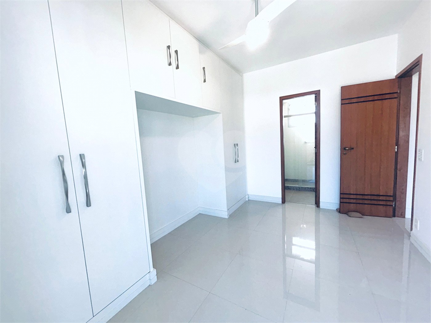 Apartamento à venda com 2 quartos, sendo 1 suíte, em Grajaú, Rio de Janeiro, RJ