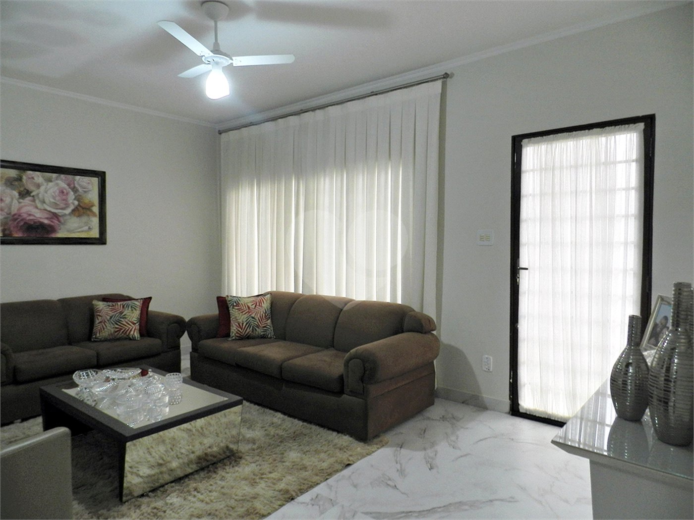 Sobrado à venda com 4 quartos, sendo 3 suítes, em Jardim Paulistano, Ribeirão Preto, SP