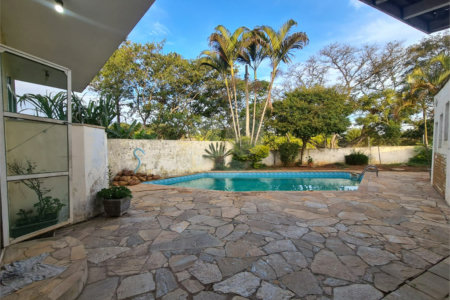 Casa à venda com 3 quartos, sendo 1 suíte, no Centro, Araçoiaba da Serra, SP
