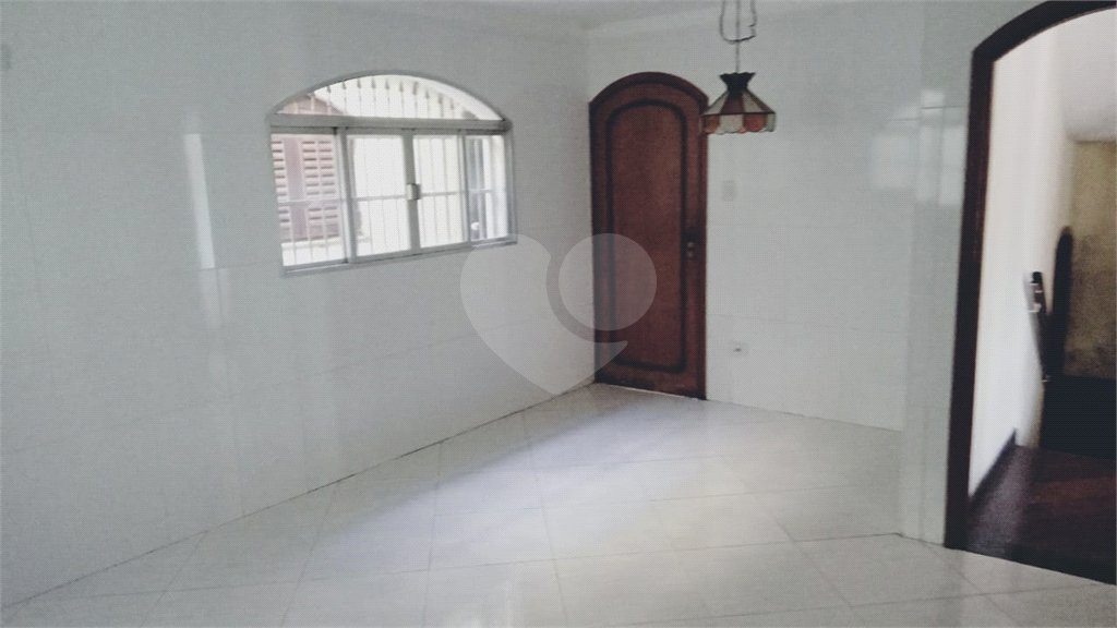 Sobrado à venda com 4 quartos, sendo 1 suíte, em Vila Rosália, Guarulhos, SP